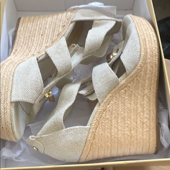 🎉Last price 🎉Michael kors wedge - Picture 8 of 15